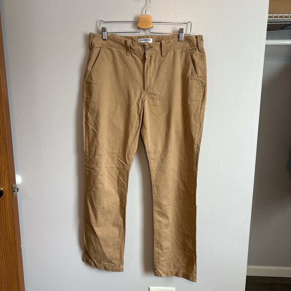 Dockers Men's Khaki Chinos